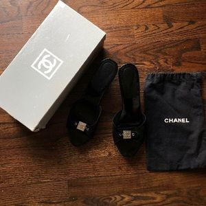 Vintage Chanel Black CC Backless Mule Heels Sz 42